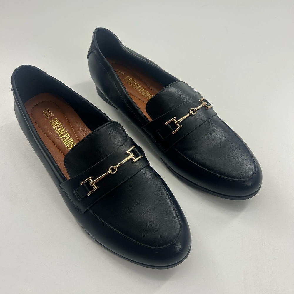 Dream Pairs womens Black Slip-On Loafers with Gold Accent size 7.5m shoes